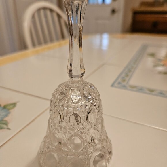Vintage Crystal Dinner Bell with glass beaded clapper - Picture 3 of 3